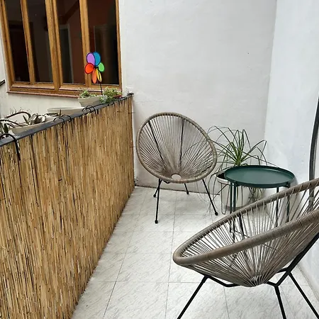 Casa Cedro Historia Y Confort Parking Gratuito דירה